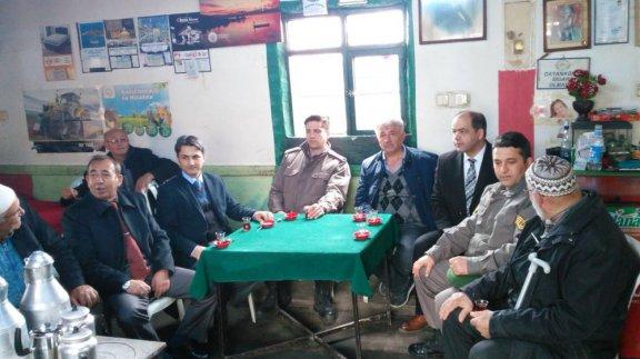 Kaymakamımız, Emniyet Müdürümüz ve Jandarma Komutanımızla, Tepecik köyünde Kuran kursu ve köy kahvesini  ziyaret ettik.