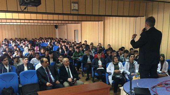 Endüstri Meslek Lisesinde Araştırmacı-Yazar Fatih Babaoğlu, öğrencilerimizle buluştu.