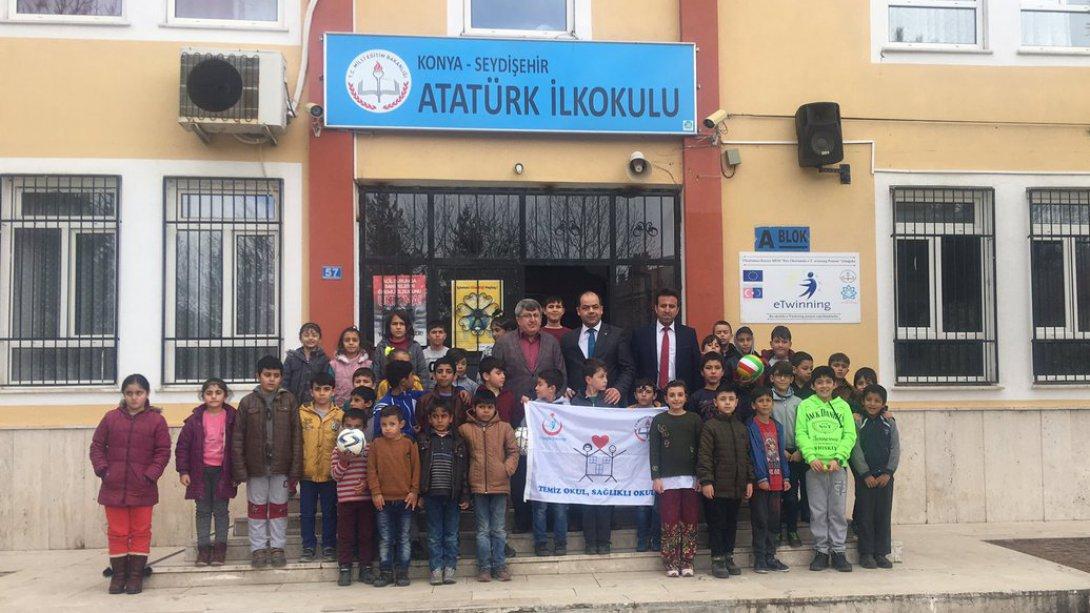 Atatürk İlkokulunu ziyaret ettik.