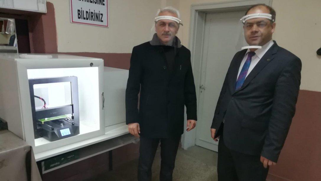 Seydişehir Endüstri Meslek Lisesinde, Devlet Hastanesinde kullanılmak üzere Koruyucu Yüz Maskesi üretimi başladı.